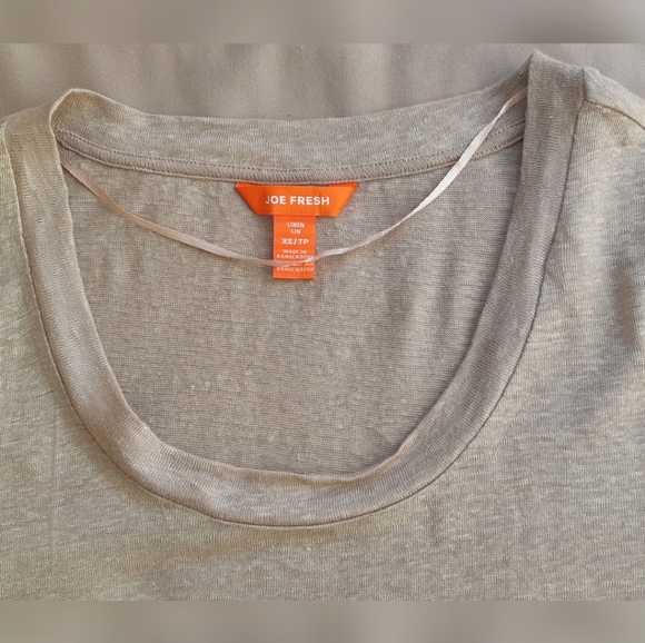 Joe Fresh dressy tee - Picture 2 of 2